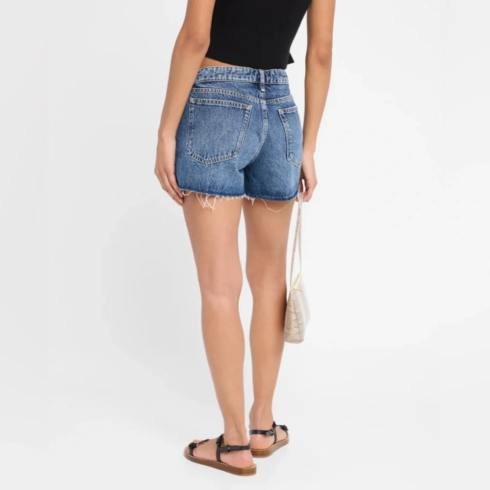 NWT! Rag & Bone Dre Low-Rise Cut-Off Blue Denim Shorts Medium Wash Size 28/M